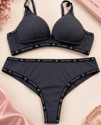 Conjunto preto Bella's